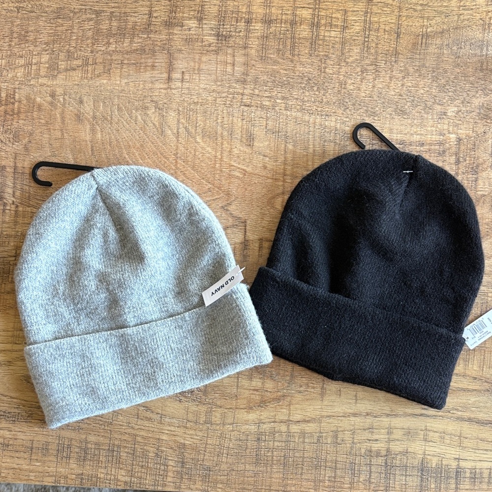 Old Navy Black and Gray Beanie Hat NWT